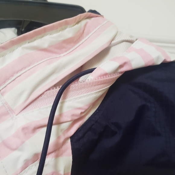 Vineyard Vines Striped Shep Windbreaker Pullover - Picture 9 of 12